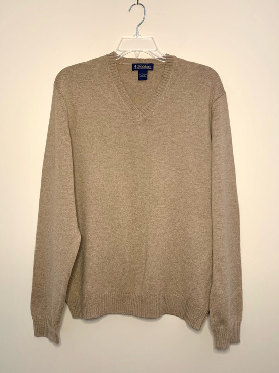 Brooks Brothers Other - Brooks Brothers men’s V-neck camel/tan Lambswool sweater Size XL